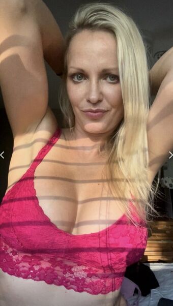 Blonde Goddess