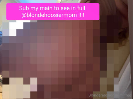 blondehoosiermom_free