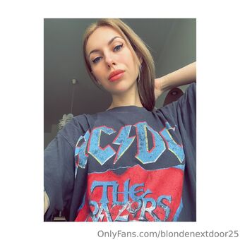 blondenextdoor25