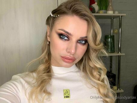 blondyariax