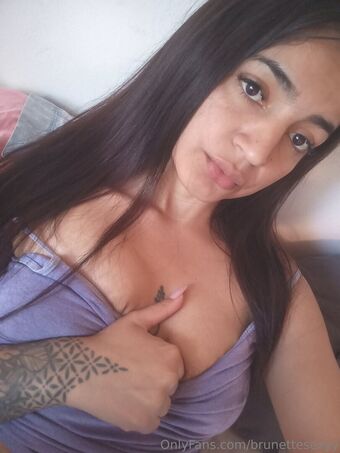 brunettesexyy