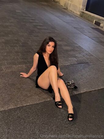 bunnylhumiliatrice