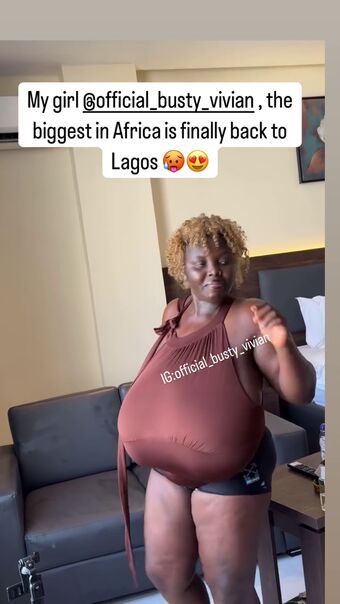 Busty Vivian Nøgen Lækager OnlyFans Foto 52