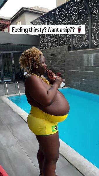 Busty Vivian Nøgen Lækager OnlyFans Foto 53