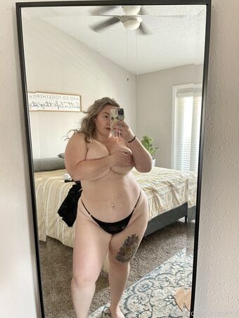 bustyybriii Nøgen Lækager OnlyFans Foto 7