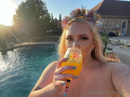 bustyybriii Nøgen Lækager OnlyFans Foto 12