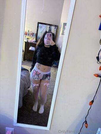bxbypyx Nøgen Lækager OnlyFans Foto 13