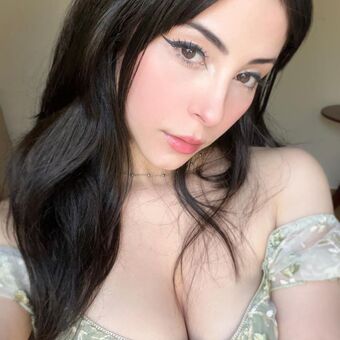 Ca_rou Nøgen Lækager OnlyFans Foto 6