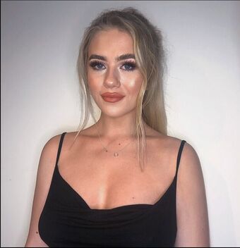 Caitlin Dixon