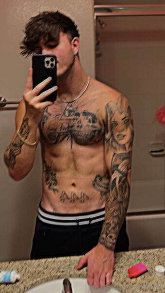 calebbury Nøgen Lækager OnlyFans Foto 7