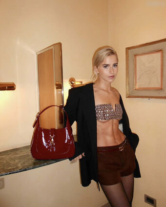 Caro Daur