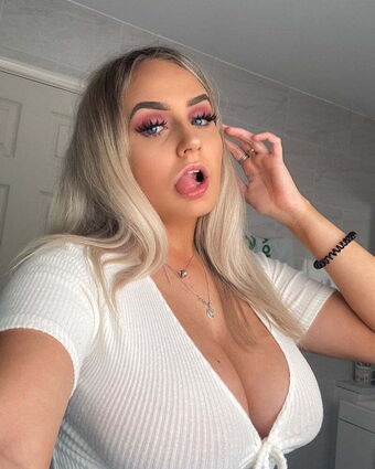 Cerys Lilly