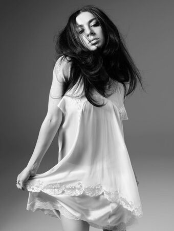 Charli-xcx