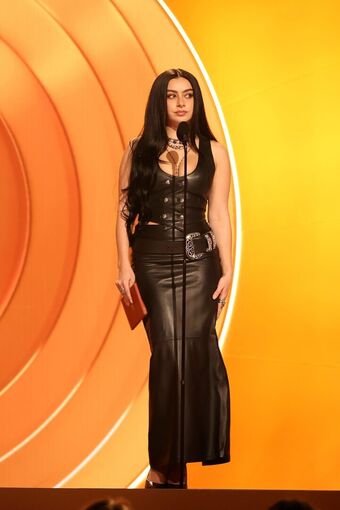 Charli-xcx