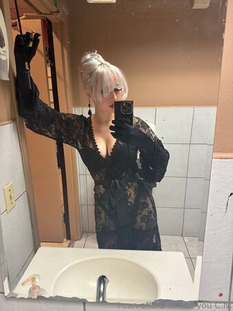 cherenoble Nøgen Lækager OnlyFans Foto 3