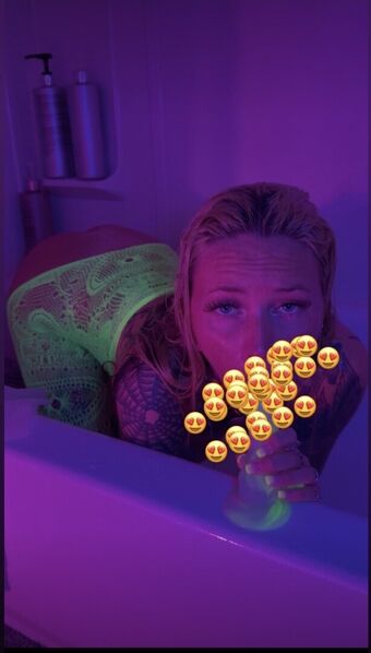 CherryCream0 Nøgen Lækager OnlyFans Foto 21