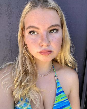 Chloe-bailey