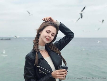 chloe_leafs_free