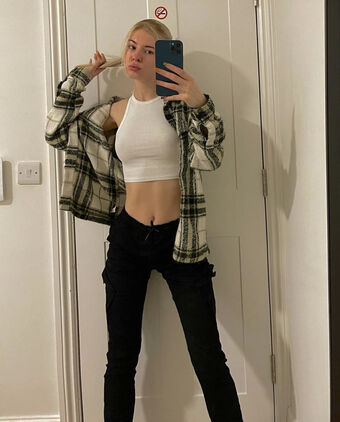 Chloe Wiles