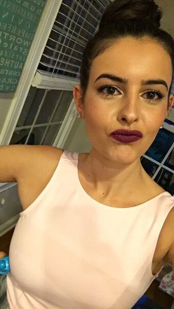 Cimorelli Nøgen Lækager OnlyFans Foto 5