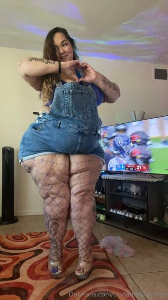cinnamonbentley Nøgen Lækager OnlyFans Foto 37