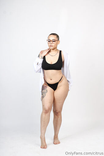 citrus Nøgen Lækager OnlyFans Foto 4