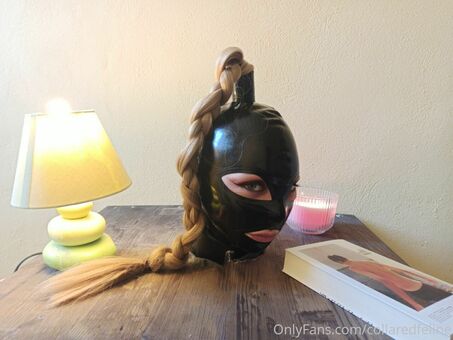 collaredfeline
