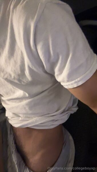 collegeboyxp Nøgen Lækager OnlyFans Foto 3