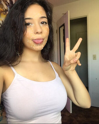 ConfusingQT Nøgen Lækager OnlyFans Foto 21
