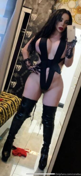 Coralba Nøgen Lækager OnlyFans Foto 12