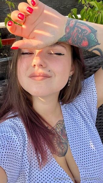 crazygirlsss Nøgen Lækager OnlyFans Foto 2