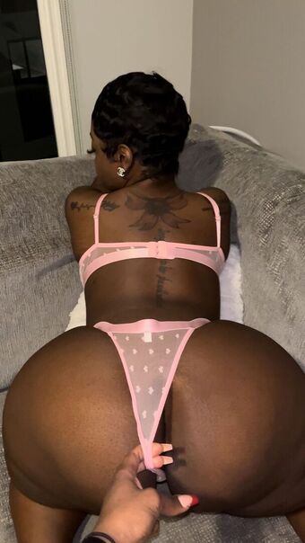 cupcake Nøgen Lækager OnlyFans Foto 1