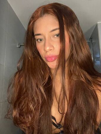 curly.karol