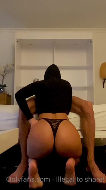 Cuurvybabe