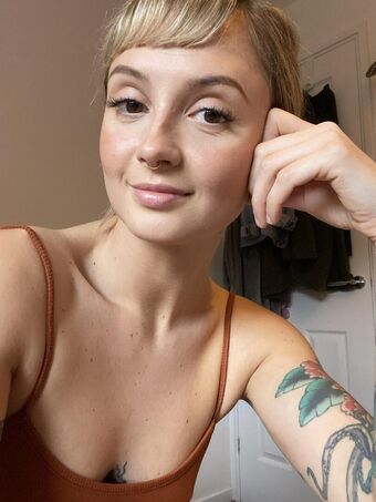 Daisy Lane
