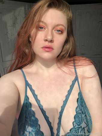 daphnedelrose
