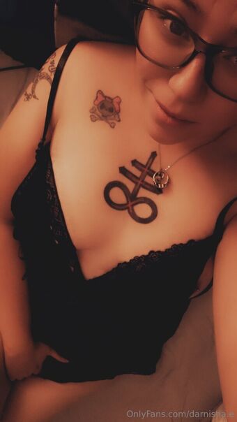 darnisha.e Nøgen Lækager OnlyFans Foto 14