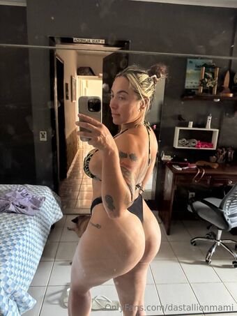 dastallionmami Nøgen Lækager OnlyFans Foto 24