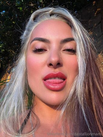 dastallionmami Nøgen Lækager OnlyFans Foto 28