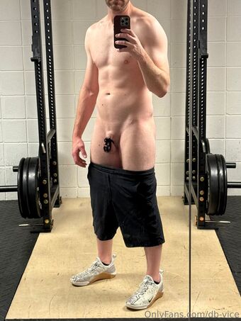 db-vice Nøgen Lækager OnlyFans Foto 29