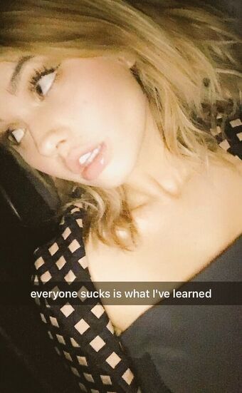 Debby Ryan Nøgen Lækager OnlyFans Foto 85