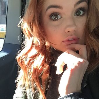 Debby Ryan Nøgen Lækager OnlyFans Foto 86