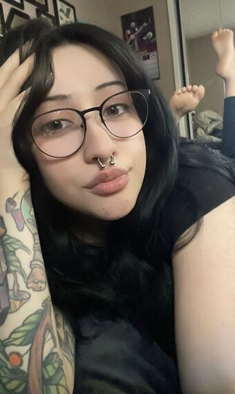 Dedbabie Nøgen Lækager OnlyFans Foto 3