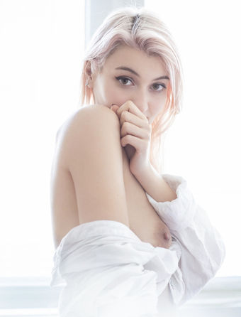 define.decadent Nøgen Lækager OnlyFans Foto 9