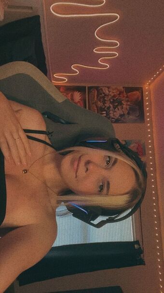 DefNotDes Nøgen Lækager OnlyFans Foto 12