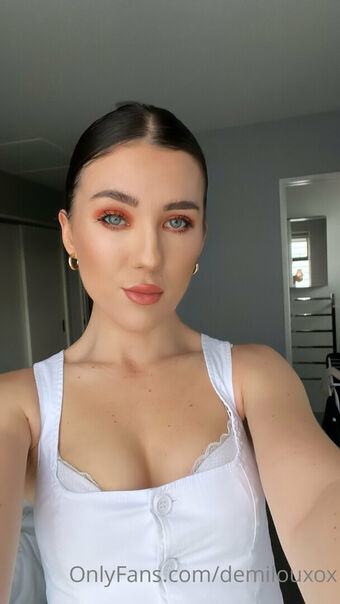 demilouxox Nøgen Lækager OnlyFans Foto 6