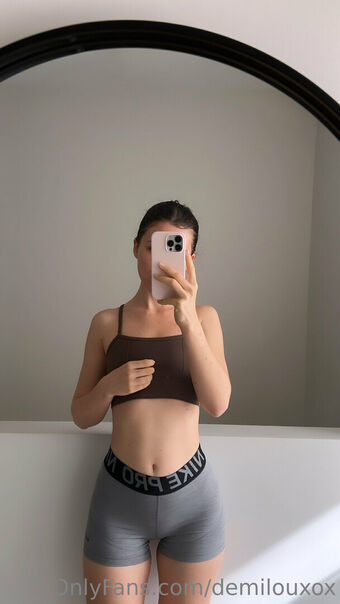 demilouxox Nøgen Lækager OnlyFans Foto 12