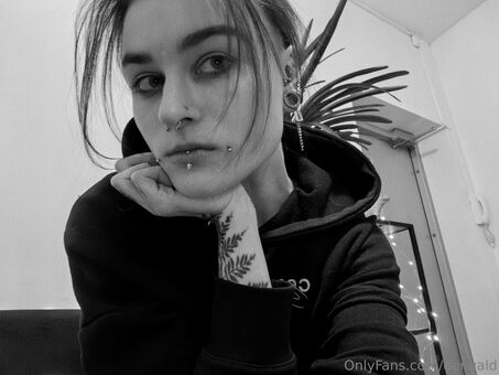 derwald Nøgen Lækager OnlyFans Foto 10