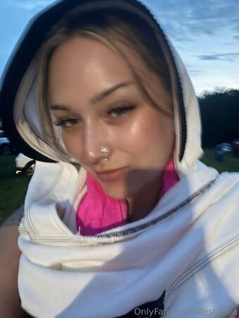 desi.flora Nøgen Lækager OnlyFans Foto 29