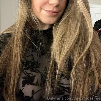 deviantdesiree Nøgen Lækager OnlyFans Foto 3